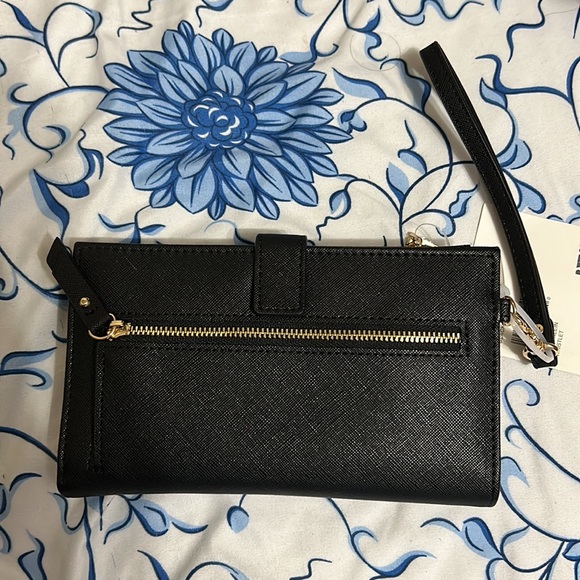 Anne Klein Phone wristlet - Picture 2 of 3